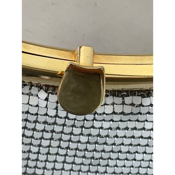 Vintage White Mesh Bag Gold Shoulder Bag - Picture 3 of 9